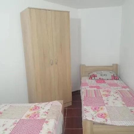 Apartmani Momcilovic Canj Exterior photo