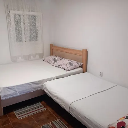 Apartmani Momcilovic Canj Exterior photo
