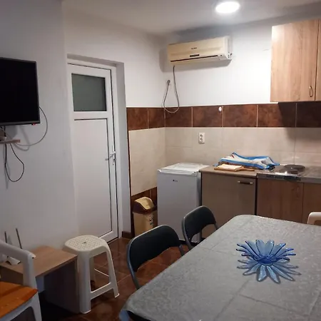Apartmani Momcilovic Canj Exterior photo